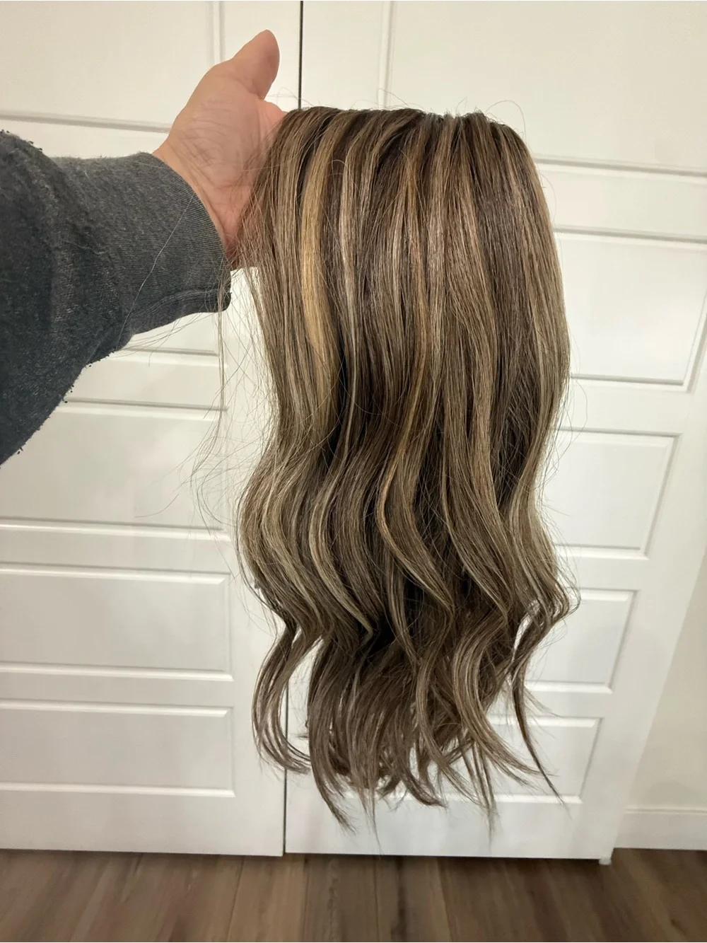 Selfie Mode wig by Raquel Welch SS Cappuccino 12/22SS